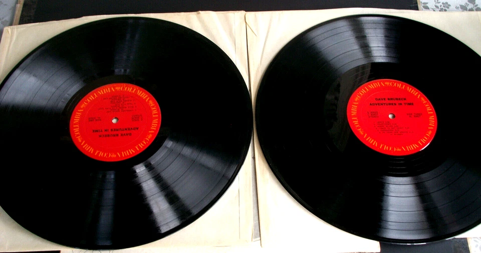 Dave Brubeck - Adventures in Time виниловая пластинка 2 пластинки Columbia G 30625 Gatefold - Изображение 4 из 4