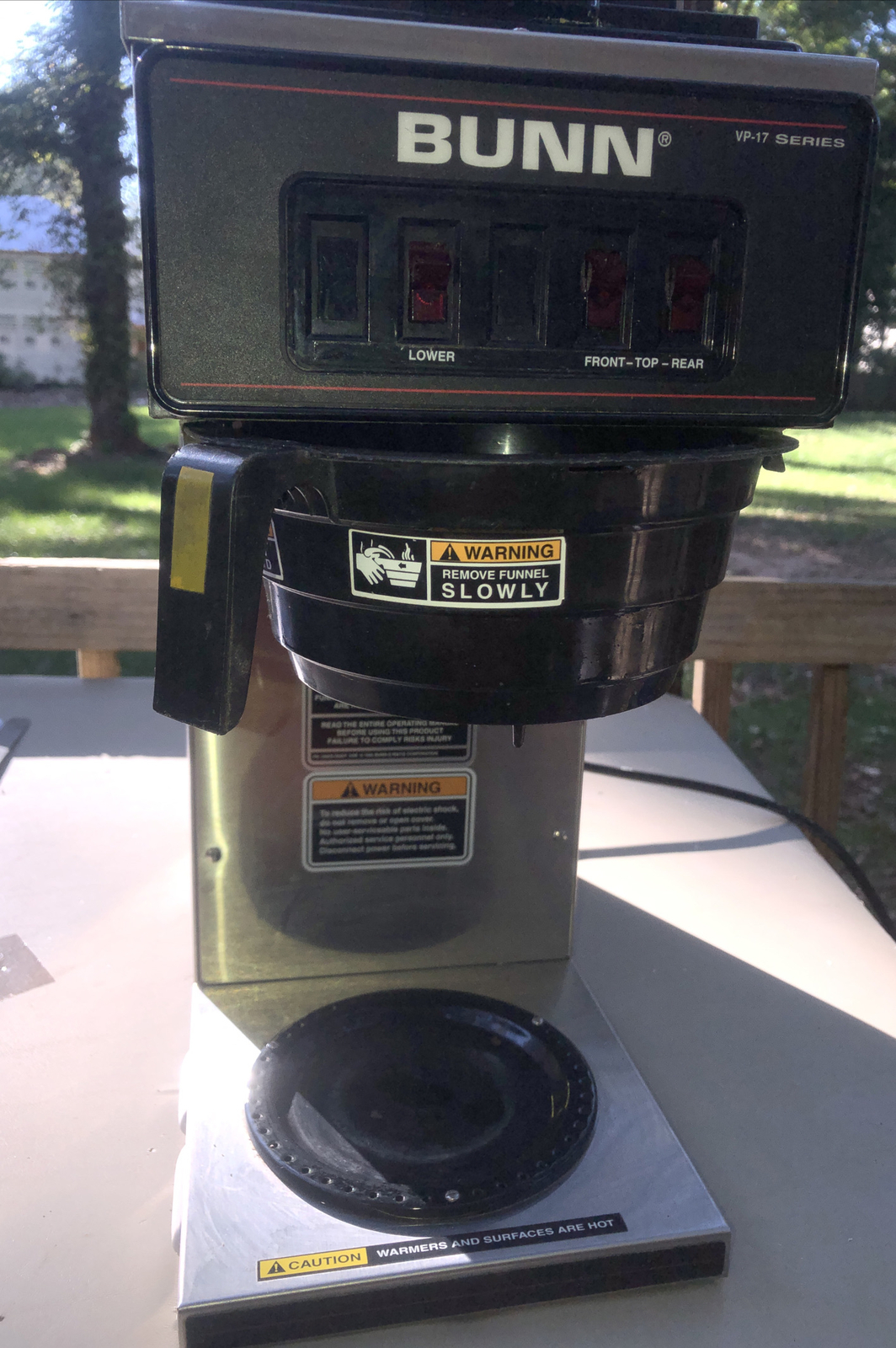 Bunn VP17-3 12 Cups Coffee Maker 