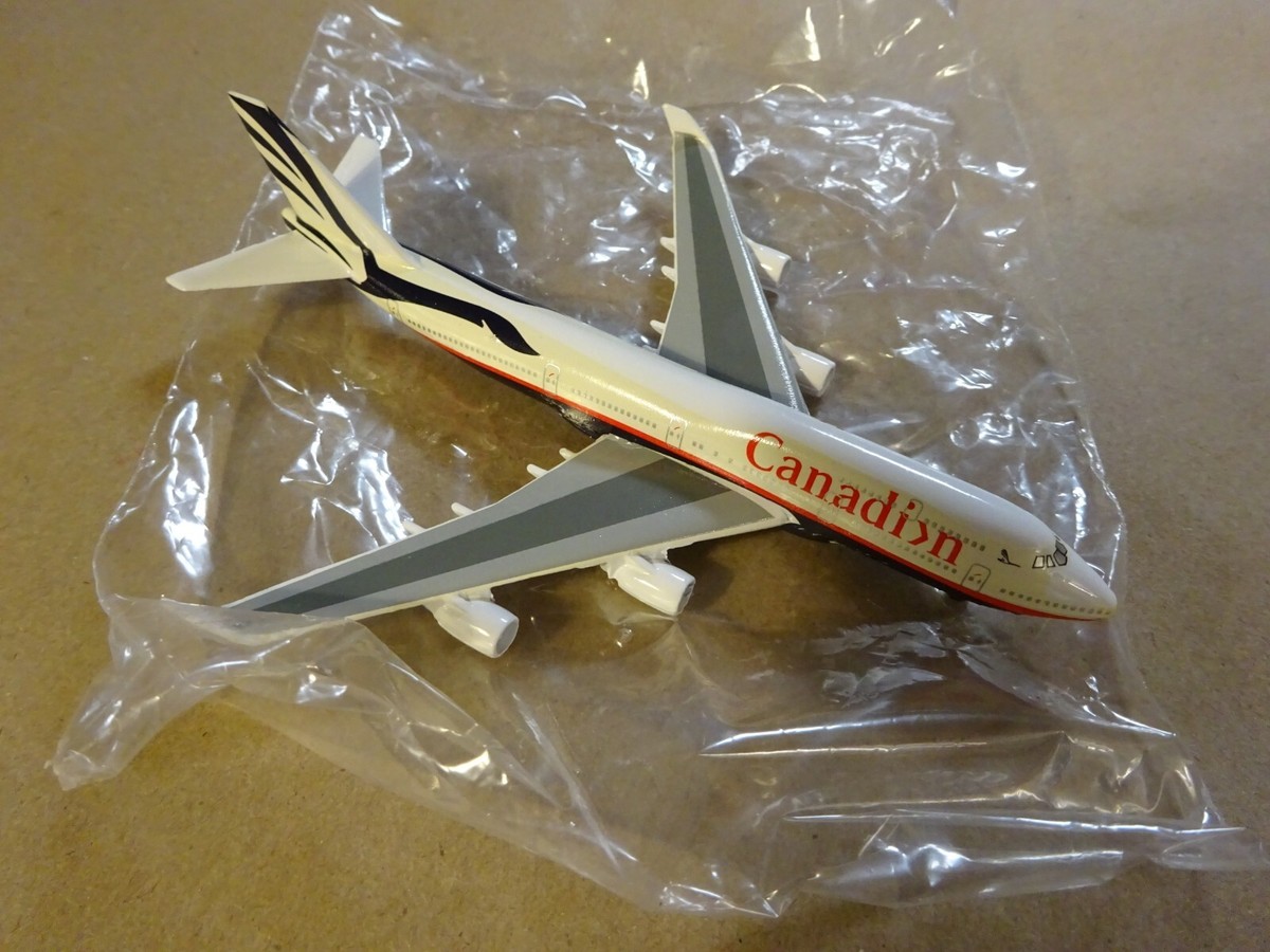 Schabak 1:600 Canadian B747 / 400 Diecast Airplane Figure | eBay