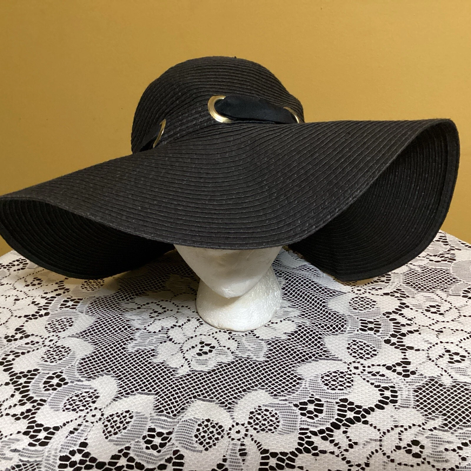 Adrienne Vittadini Wide Brim Floppy Beach Pool Travel Vacation Hat Packable Tan