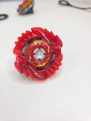 Beyblade Burst Turbo Hasbro SwitchStrike E5959 Regulus R3 Anime Bey Toy