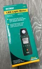 EXTECH LT40 LED Light Meter, Black/Green with Pouch, See Calibration NOTE