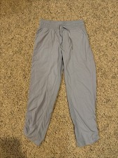 Lululemon Dance Studio Mid Rise Cropped Pants Womens Size: 4