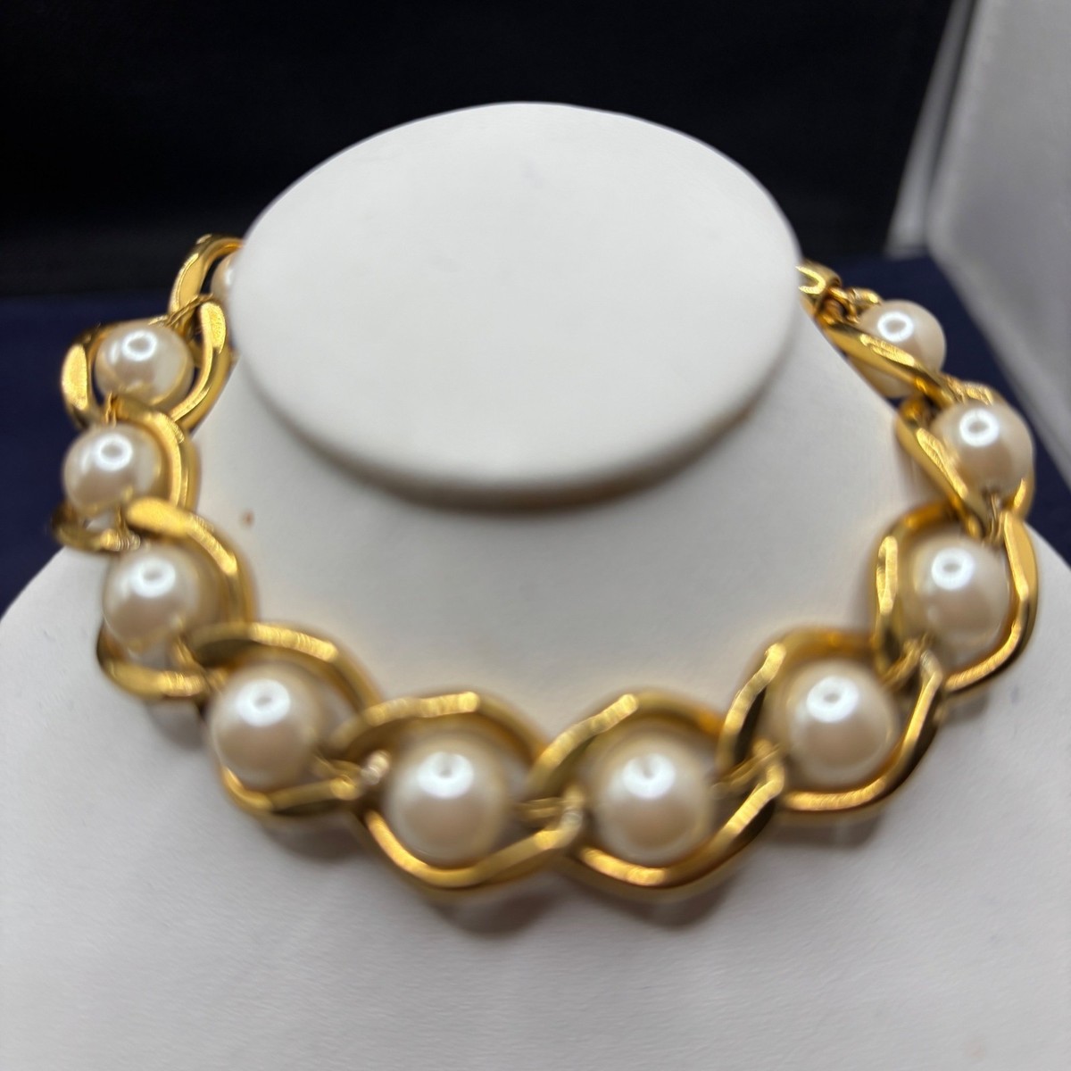 Vtg Fashion Bracelet Faux Pearls Intertwined Gold-Tone Rope 6.75” Wrist Trending View 2