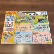 Takara Tomy Plarail DX Rail Kit Zug Spielzeug mit 20 Layouts Eisenbahn Spielz...