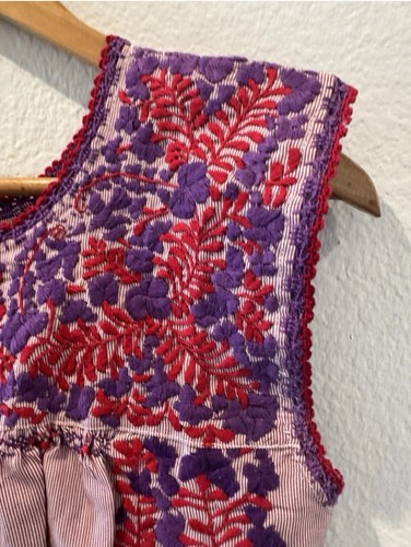 Oaxacan Top Sleeveless Vintage Medium Red And Purple Cute ! - Picture 2 of 4