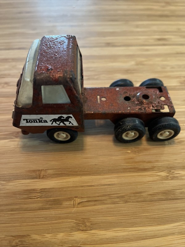 Vintage Tonka Truck Toy Rootbeer Low Boy Hauler Semi or Work Front Cab Horse