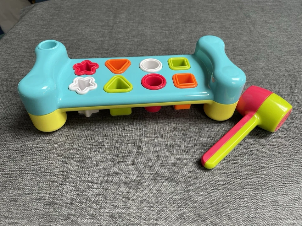 Early Learning Centre Shape Sorting Hammer Bench - Image 2 of 4