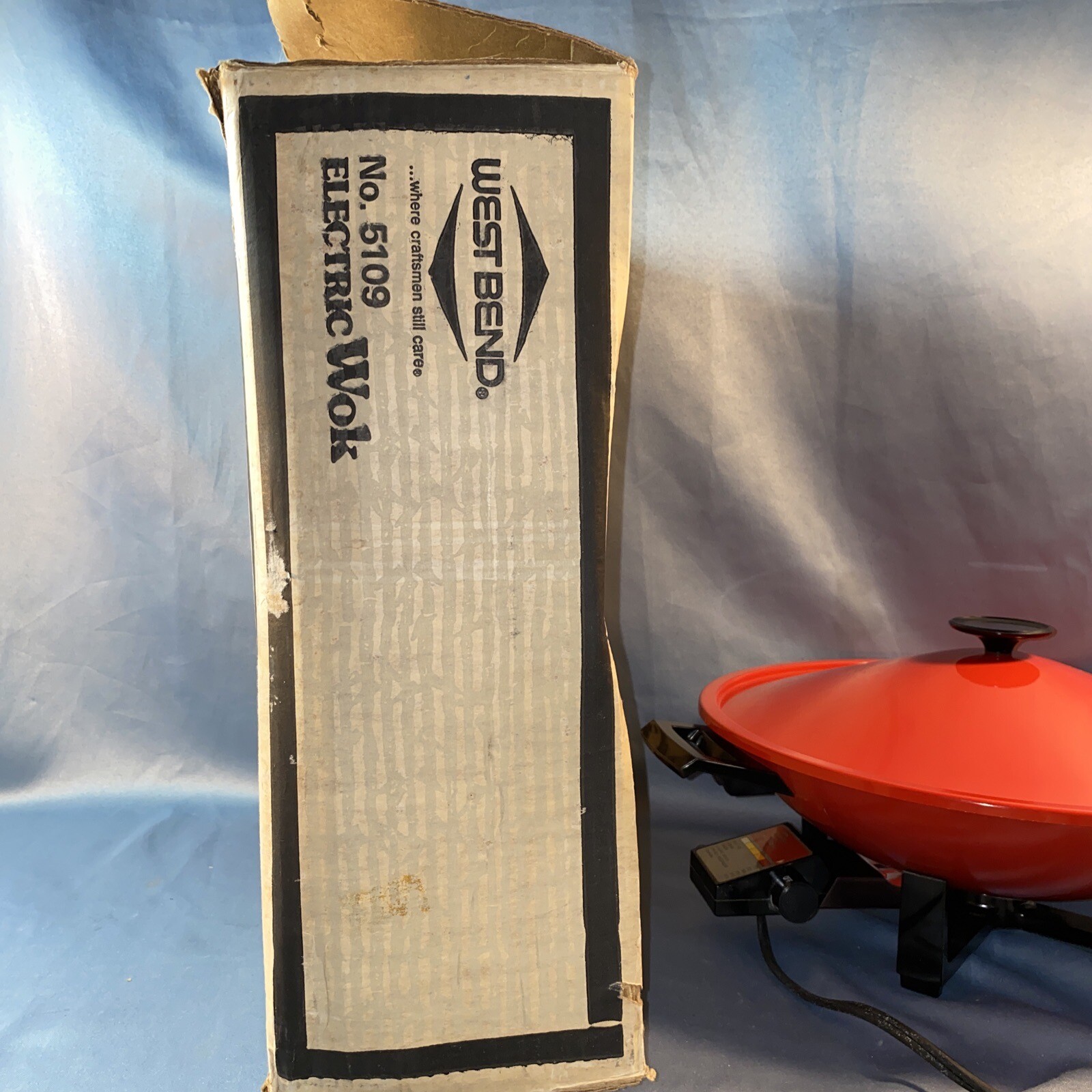Vintage Mid Century WEST BEND Red Electric Wok 5109 Skillet used TESTED