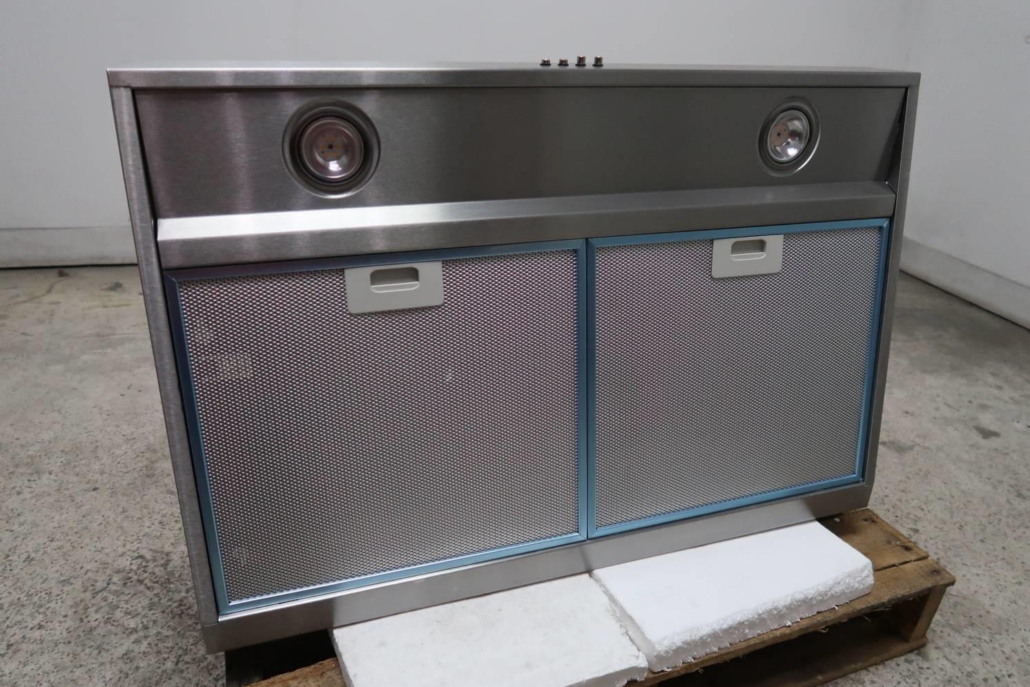 Whirlpool 30" 265 CFM LED Task Lighting Under SS Range Hood