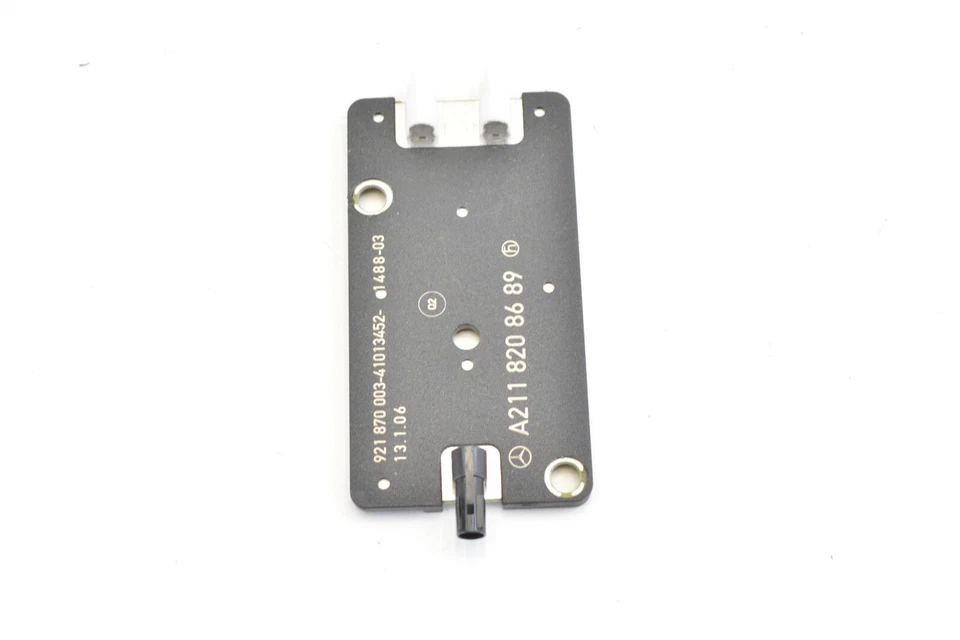 MERCEDES BENZ E350 2003-09 MÓDULO AMPLIFICADOR ANTENA RADIO OEM Foto 2 de 4