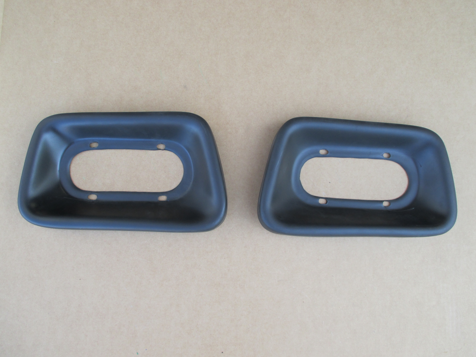 JDS1969 Rear Right Fender Tail Light Panel For Sound Guard Body Fits John Deere