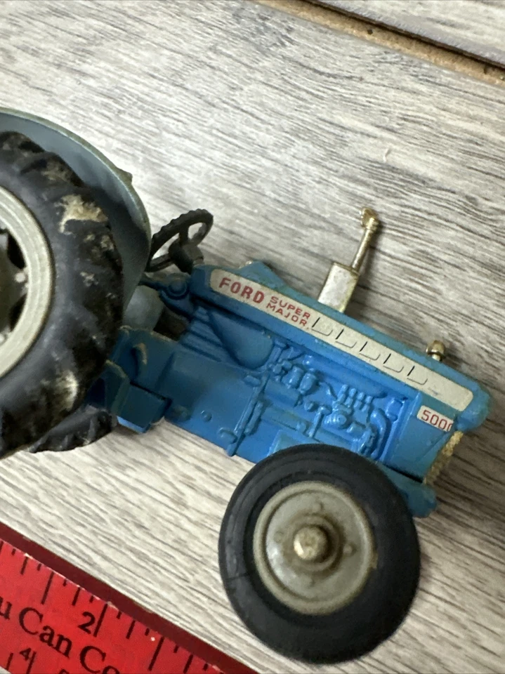 Corgi 67 Vintage Die-Cast 1:24 Ford 5000 Super Major Tractor EUC - Image 4 of 4