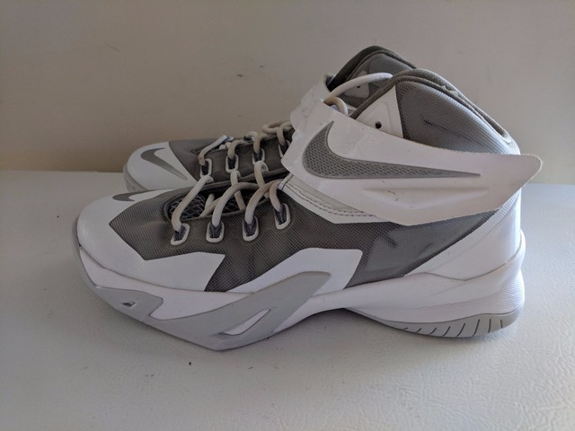 lebron james sneakers soldier