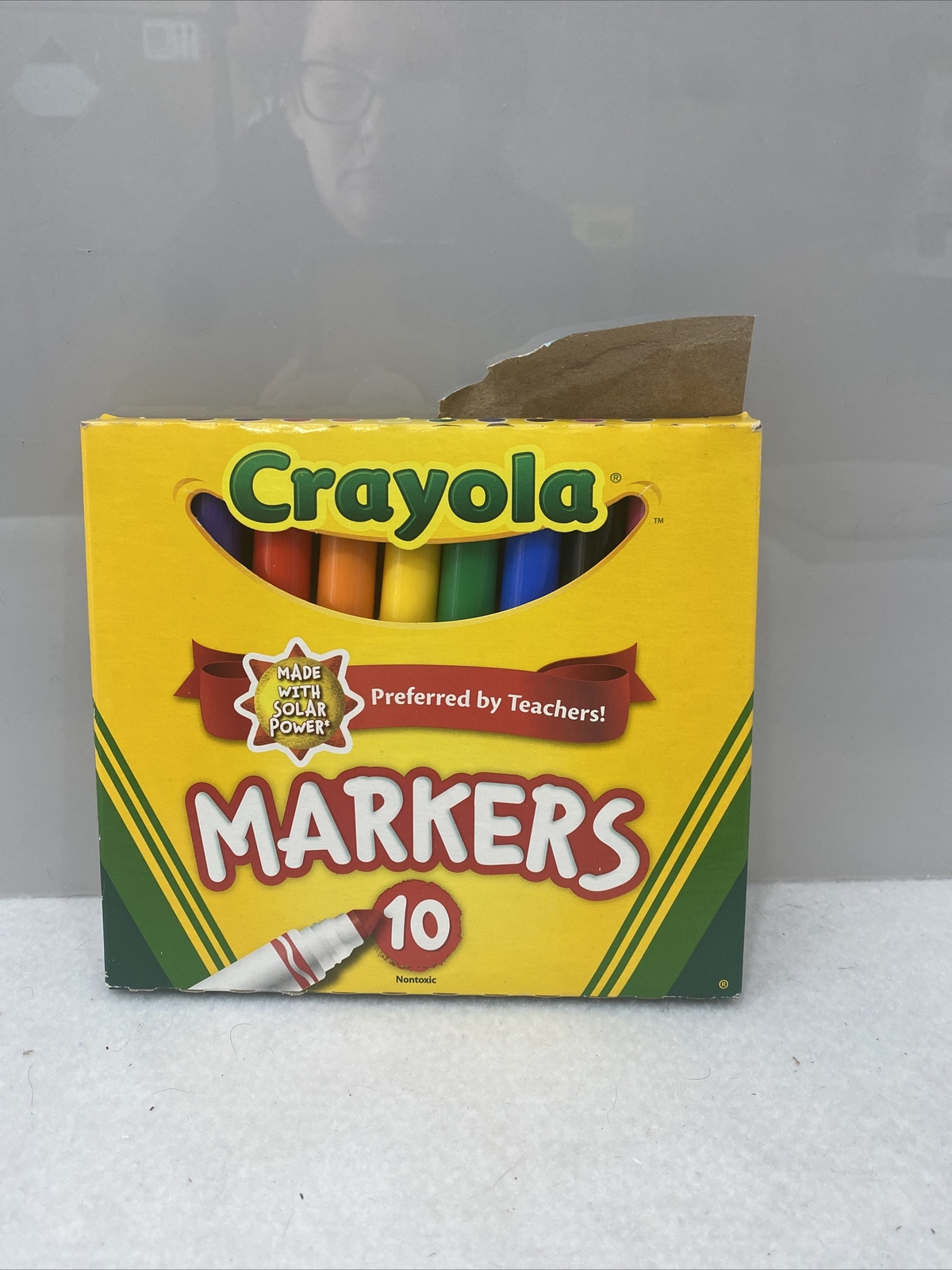 NEW!!  Crayola Classic Colors Broad Line 10 Markers Non-Washable