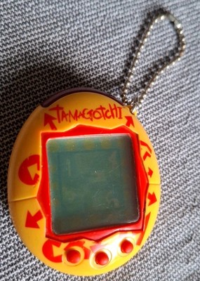 Vintage Tamagotchi Connection V1 - Yellow Red 2004 Working +