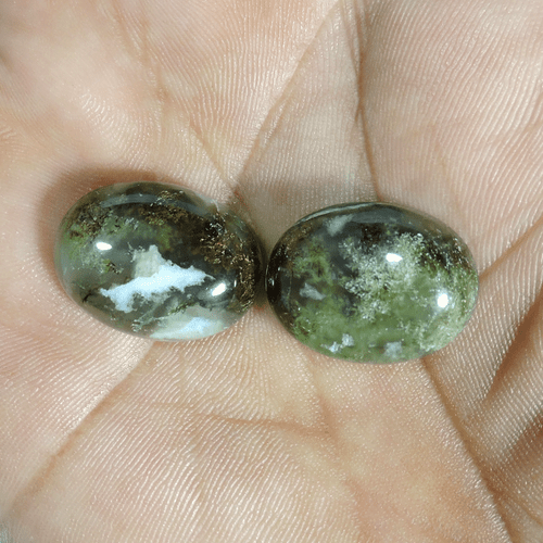 31.70Cts Finest Quality Green Garden Quartz Oval Cabochon Pair Gemstone - Picture 4 of 4