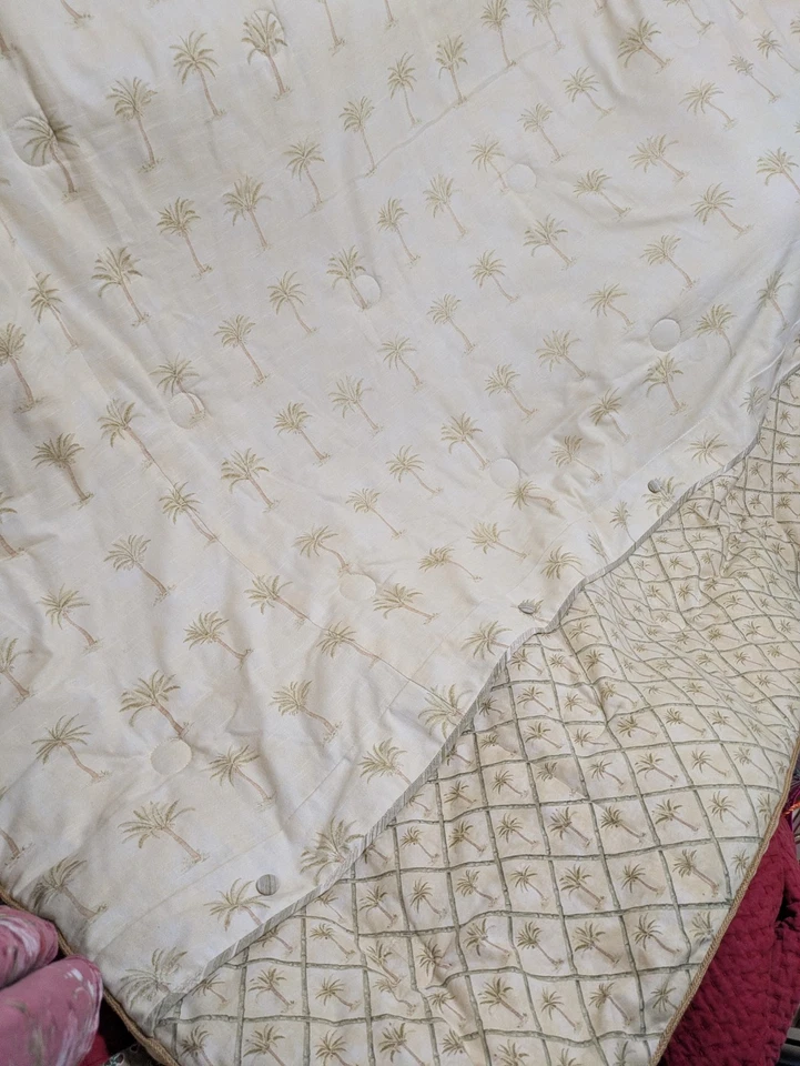 Waverly Tahiti Palm Tree Beige And Green Queen Size Comforter & 2 Shams - Image 2 of 4