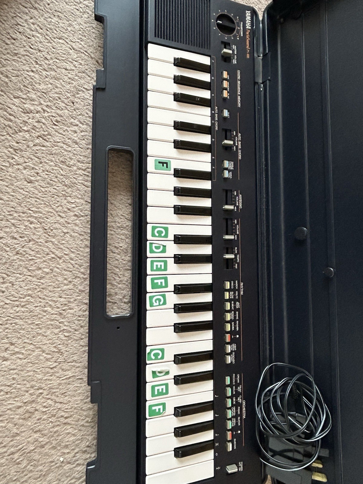Yamaha PortaSound PC-100 32-Key Electronic Keyboard w/ Case, Adapter ...