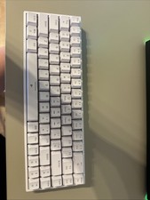 Weisse Tastatur Gut Mit Kabel(kabel Kommt Nic...