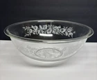 Vintage Pyrex 326 4L Colonial Mist Mixing Bowl Clear White Daisies 11 3/4” Large