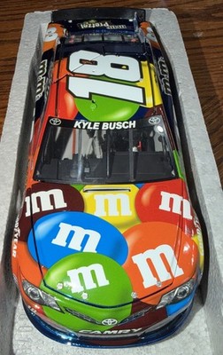 2014 Kyle Busch M&M s Pretzel Color Chrome 1/24 NASCAR, CAR # 4 of 25! MEGA RARE