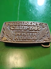 Pfister Hybrids "President's Club-1985" belt buckle