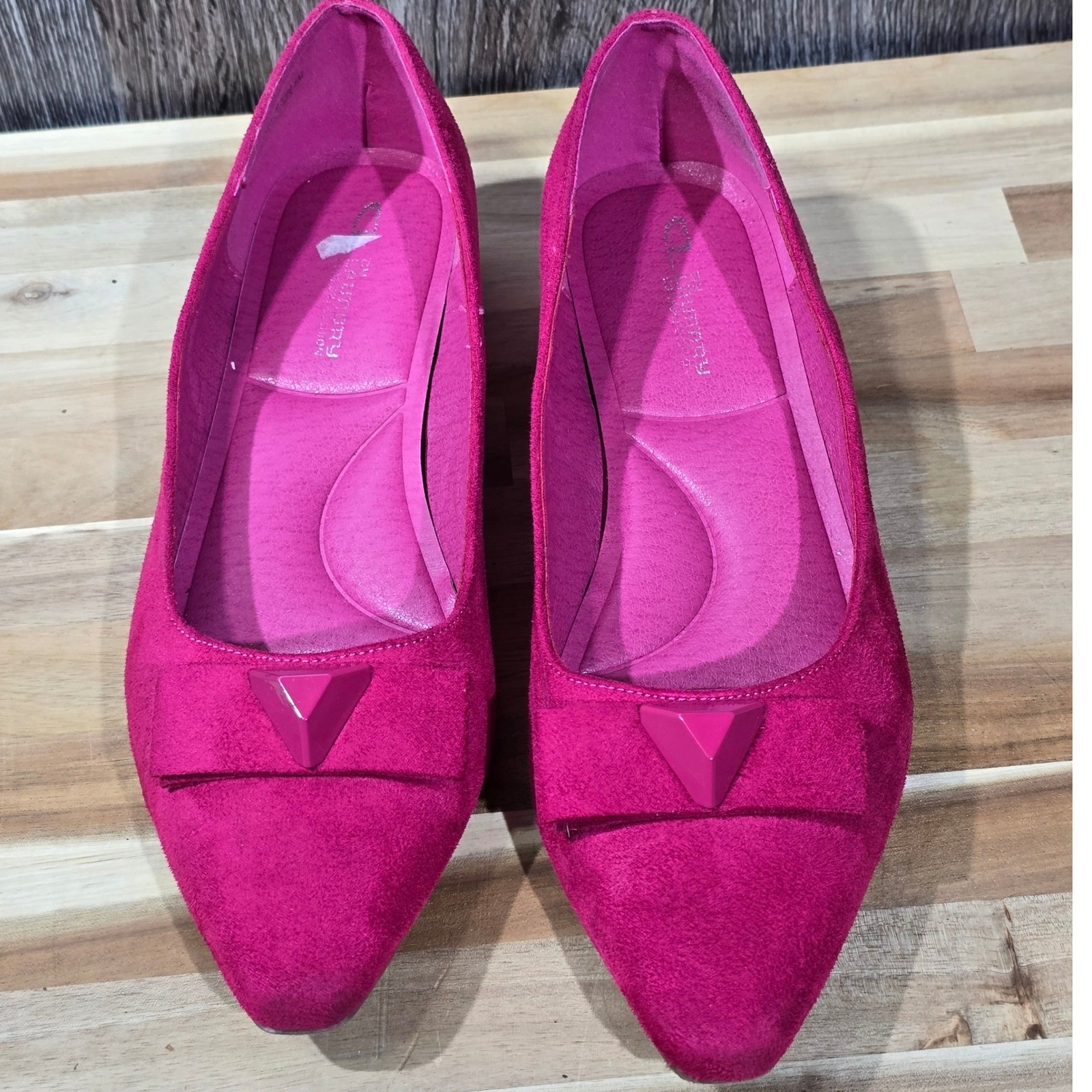 CL by Laundry Comfort Cushion Pink Suede Pointed Toe Bow Block Heel Pumps 9.5
