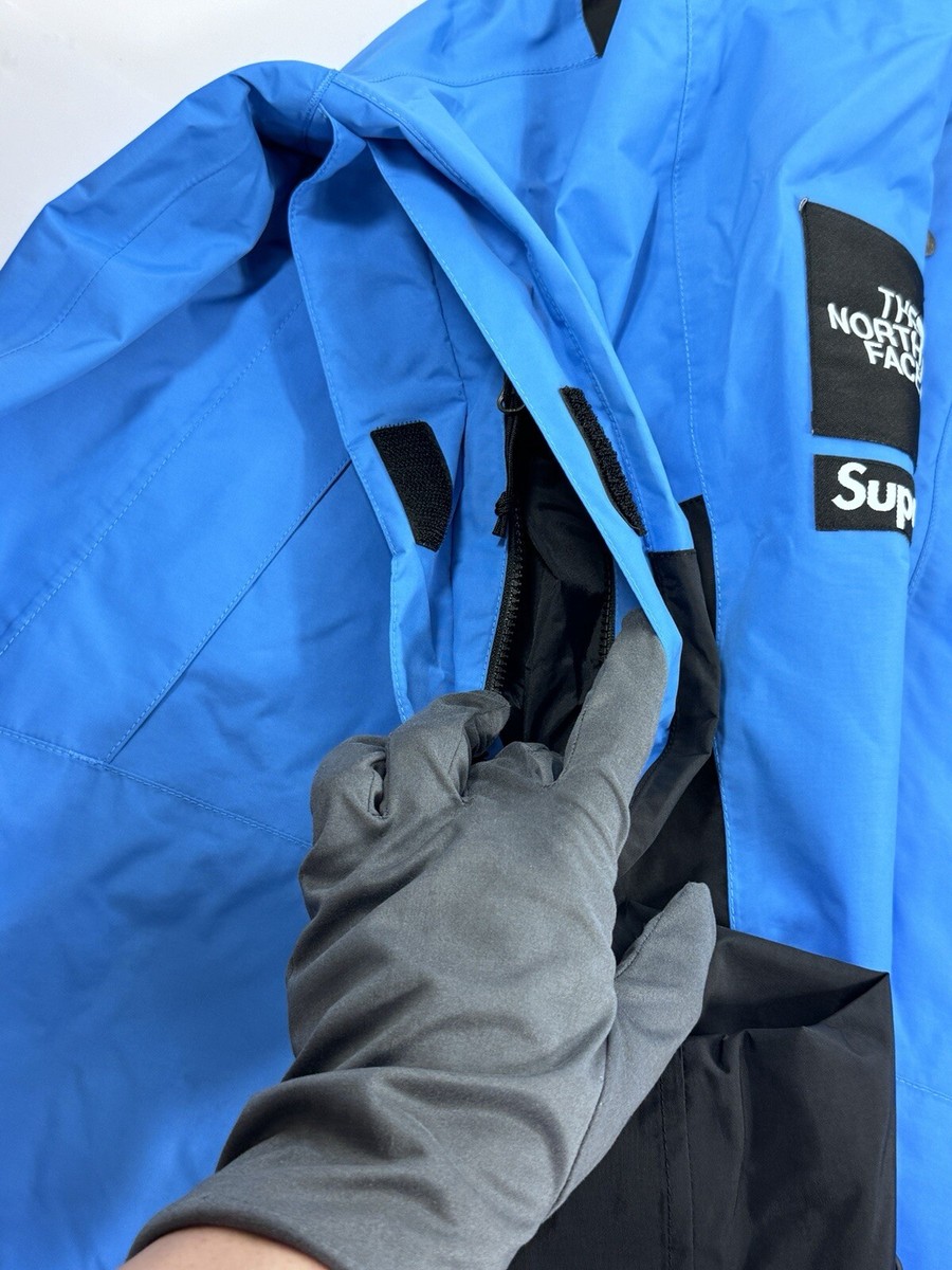 Supreme X The North Face - Logo Embroidered Super Sonic Blue Supreme X The North Face - Logo Embroidered Super Sonic Blue