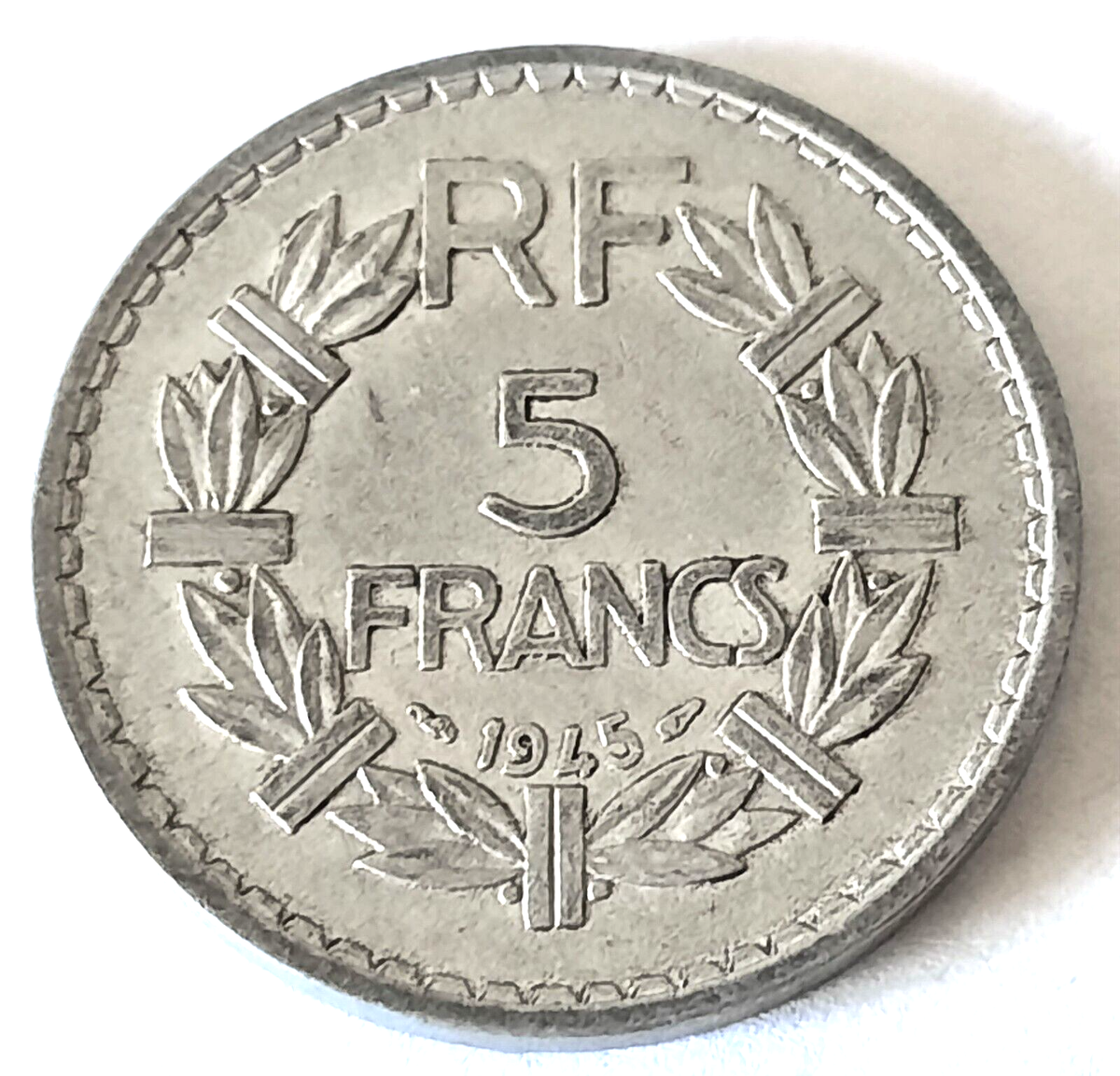 フランフランページ 1844 French 5 Francs Coin Necklace featuring Louis-Philippe