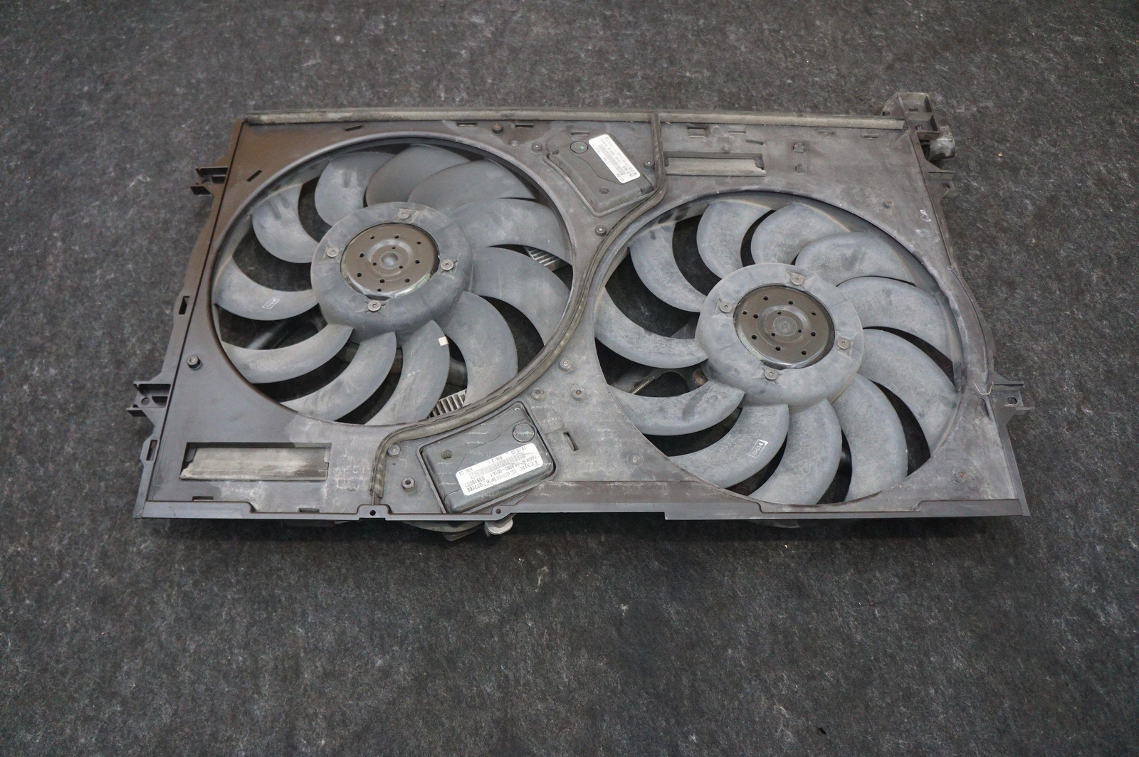 Radiator Cooling Fan OEM 3W0121191A Bentley Continental Flying Spur 03-12