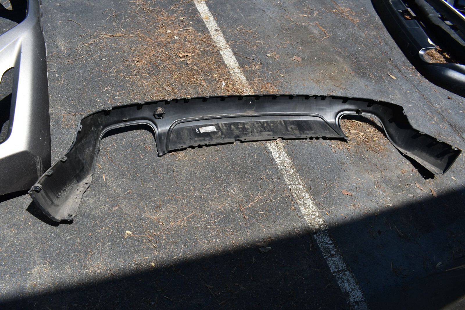 2017-2019 MASERATI LEVANTE REAR BUMPER VALANCE FACTORY OEM 