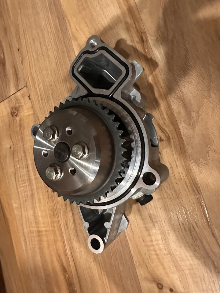 Bomba de agua del motor Gates para Chevrolet Equinox 2010-2017 12630084 43529 Foto 3 de 3