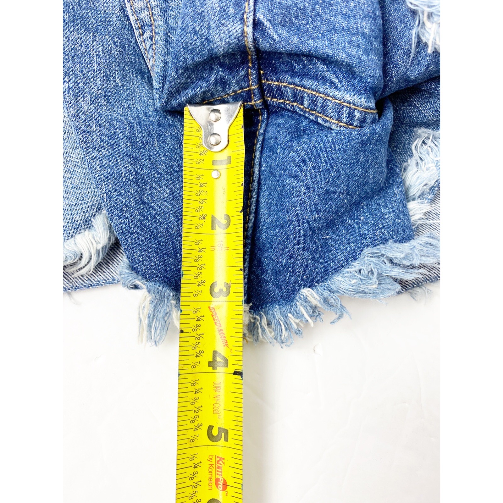 Universal Thread Short Booty Shorts Distressed Fr… - image 6