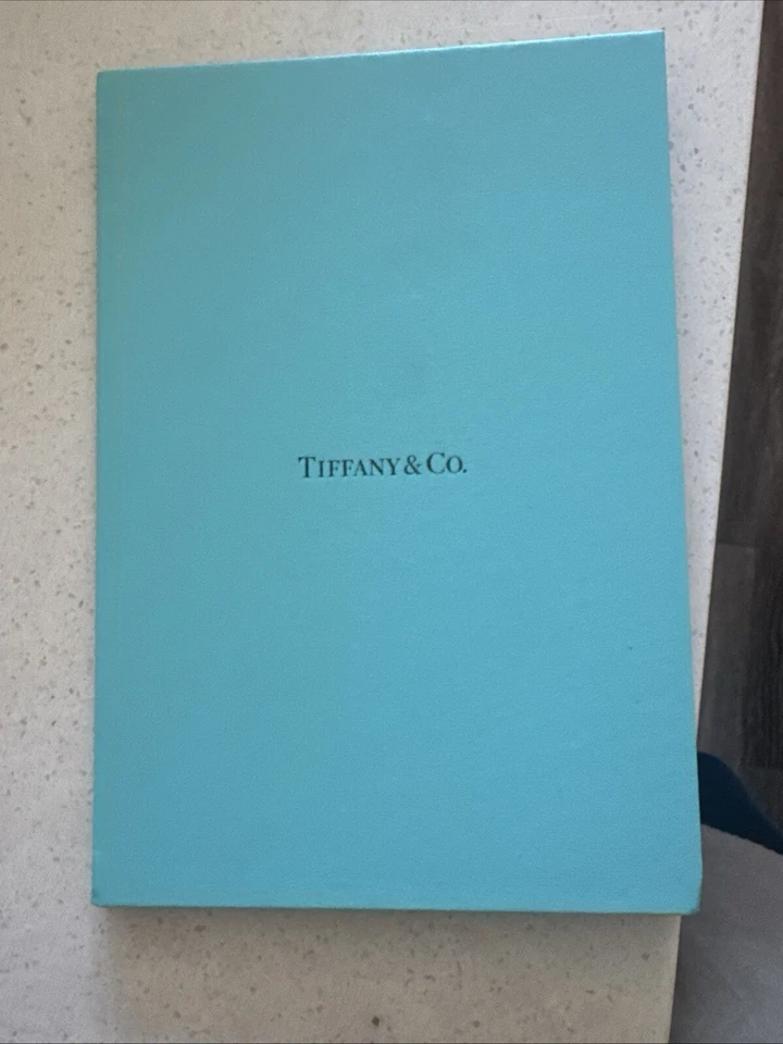 Anillo de compromiso más conjunto de alianzas de boda para hombre y mujer Foto 3 de 4