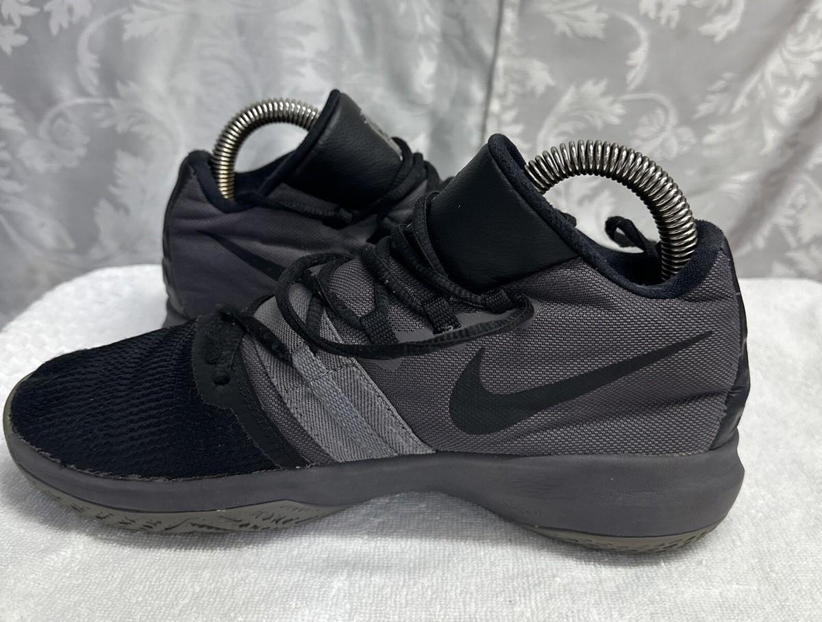 Nike Kyrie Flytrap Black Thunder Grey Gunsmoke AA7071-011 Size 8 Sneakers Shoes Nike Kyrie Flytrap AA7071-011 Mens Size 8 Black Thunder Gray  main image 4