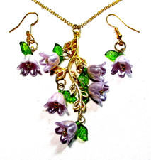 Gold Tone Lt Purple Tulip Flower 18" Necklace  Pierced Earrings - NWOT  3286 