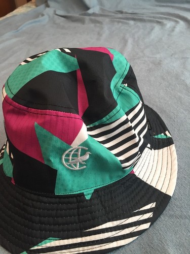 STAPLE MULTI COLOR BUCKET HAT !!! NEW !!! - Picture 3 of 6