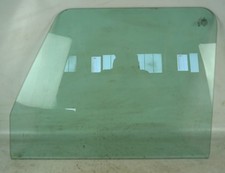 Mercedes W463 G-Klasse Tür Fensterscheibe vorne links Mercedes W463 G-Klasse Tür Fensterscheibe vorne links