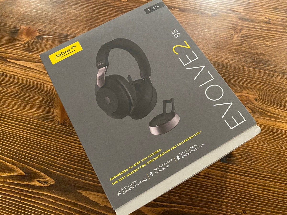Jabra Evolve2 85 Stereo Wireless Headset (UC, USB-A) with Charging