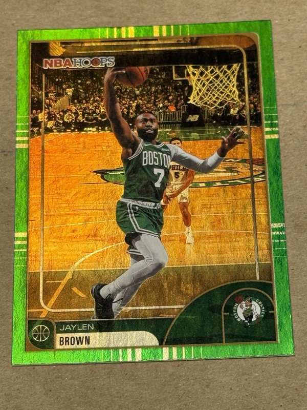2025-26 Topps NBA Hoops Jaylen Brown Green Parallel SP Card 135 Celtics