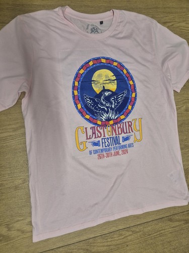 Glastonbury Music Festival 2024 XL Pink T-Shirt Rare + Back Print - Picture 2 of 6