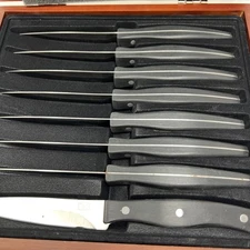 Chicago Cutlery Steak Knife 4 1/2” Blade 3 Rivets Serrated Knives - Set of 8 Box