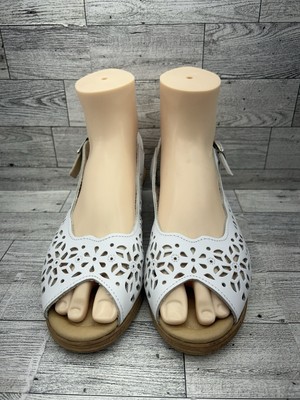 Spring Step Footsie Slingback Sandals Womens Sz 8 White Leather Laser Cut Shoes