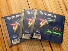 FUJIFILM CD-R Individual Packs 3 Recordable Disc 80 Min 700MB / Mo Sealed