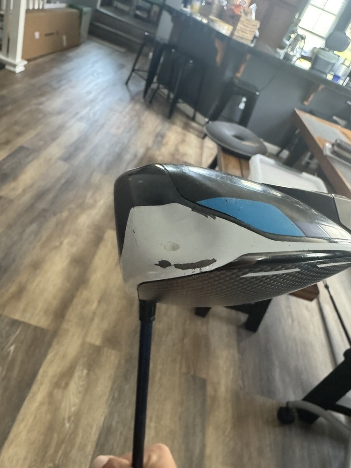 Twist Face Driver TaylorMade SIM MAX Driver With Fujikura Ventus