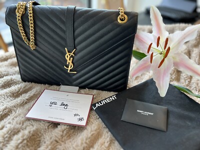 SAINT LAURENT ENVELOPE LARGE BAG IN MATELASSÉ GRAIN