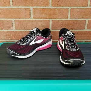 brooks ghost 10 rosa