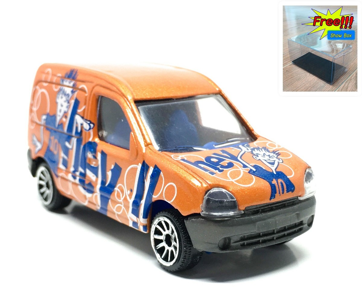 Majorette Renault Kangoo Hey Metallic Orange 1:57 (3