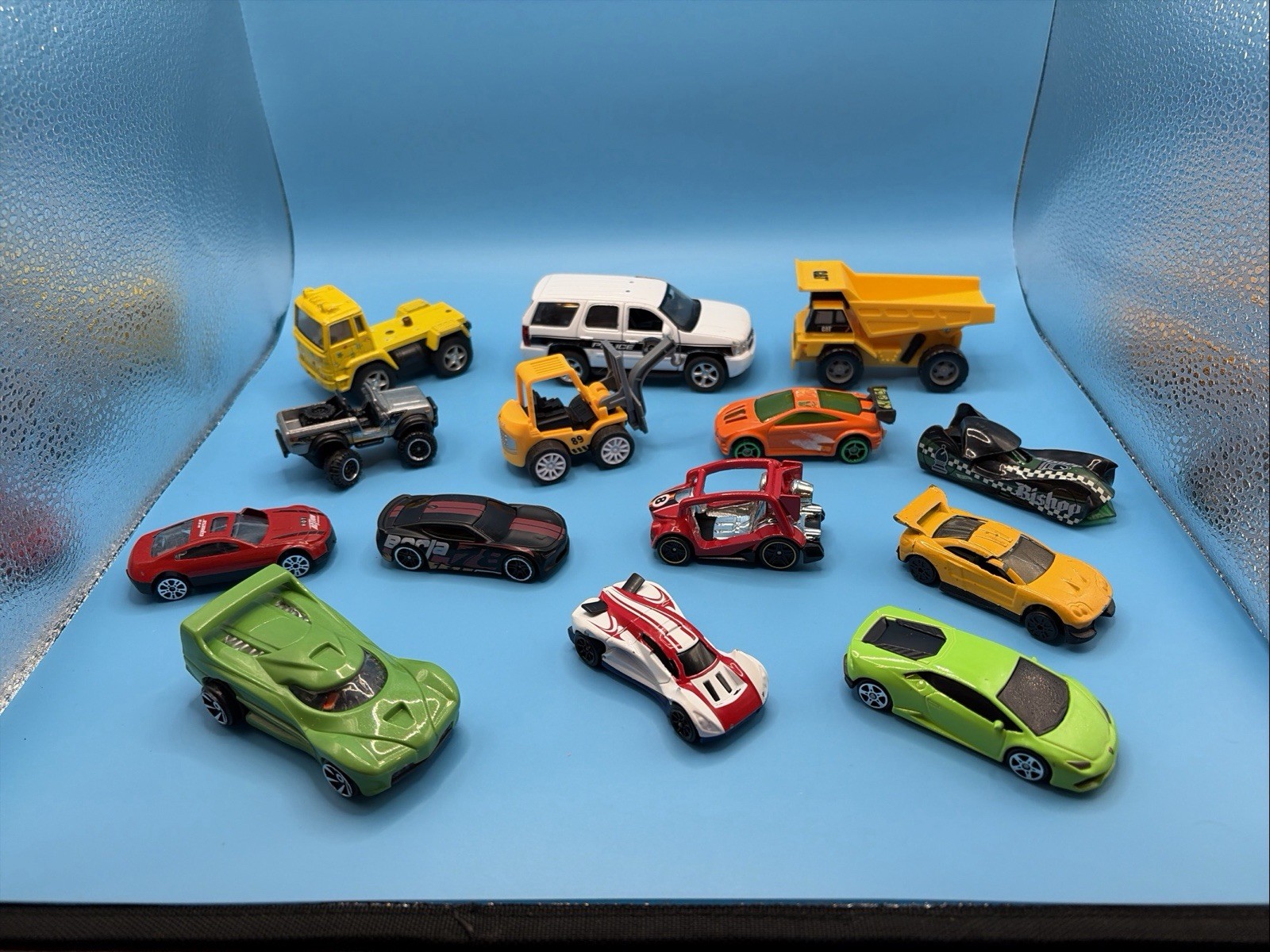 Lot 14 Toy Cars Diecast & Plastic Mixed Vehicles Construction Sports Play Bundle